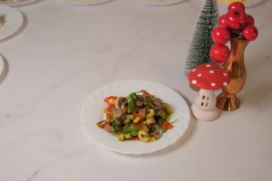 Zeytinli Mantarlı Salata